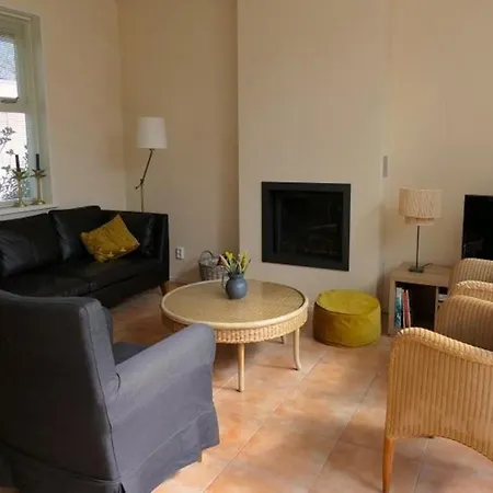 For 4 Guest Holiday home Sint Maartensvlotbrug